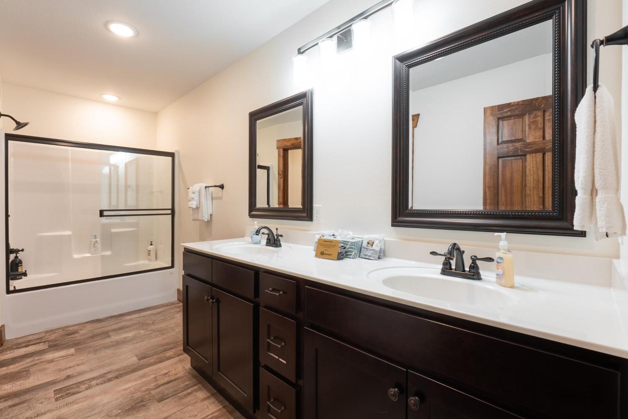 3Br Walk-In Near Silver Dollar City - Game Room - Pool - Free Tickets Included - Rr93A Branson Exterior photo